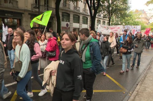 Grève du 29 septembre : plus de 2 000 manifestants ont défilé dans les rues de Grenoble