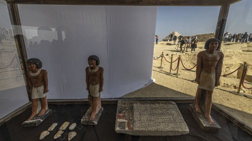 Egypte : quatre tombes pharaoniques et une momie de plus de 4 000 ans découvertes