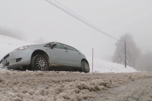 Neige et verglas : difficultés de transports en Haute-Savoie