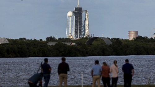 Espace : une fusée de SpaceX emmène pour la première fois une Russe vers la Station spatiale internationale