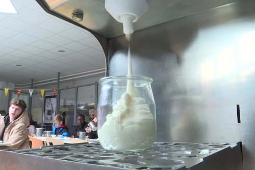 INSOLITE. Un distributeur de yaourts et compotes… pour en finir avec les emballages en plastique