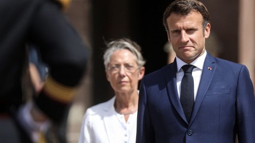 Propos d'Elisabeth Borne sur le RN : "On ne combat pas l'extrême droite avec les mots des années 90", affirme Emmanuel Macron en Conseil des ministres