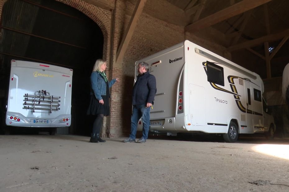 Des agriculteurs louent leurs hangars pour stocker les camping-cars : « un complément de 200 ou 300 euros par mois, ça se prend toujours »