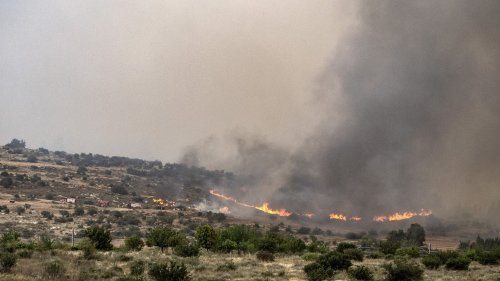 Des incendies font rage près de Jérusalem, la police ferme des routes et évacue plusieurs localités