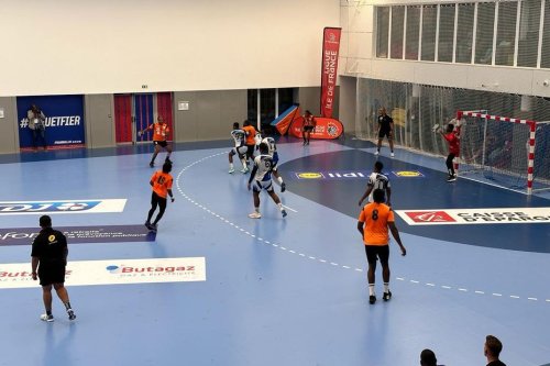 Finalités des championnats de France de handball : l'Arsenal (femmes) et l'USC Citron (hommes) sont en finale
