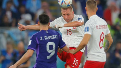 Coupe du monde 2022 : "Contre la France, on n'a aucune chance", les supporters polonais croisent déjà les doigts