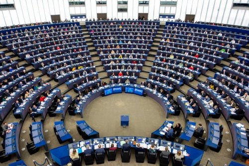 Quel est le rôle essentiel et méconnu du Parlement européen ?