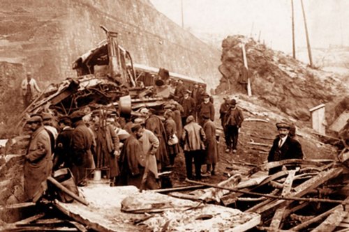 Catastrophe ferroviaire de Saint-Michel-de-Maurienne : l'arbre généalogique des 435 victimes reconstitué 105 ans après le drame