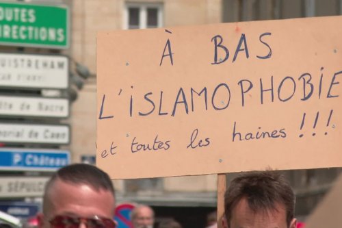 "Sales arabes, rentrez dans votre pays !" : Une mère et sa fille victimes d'une agression islamophobe près de Caen