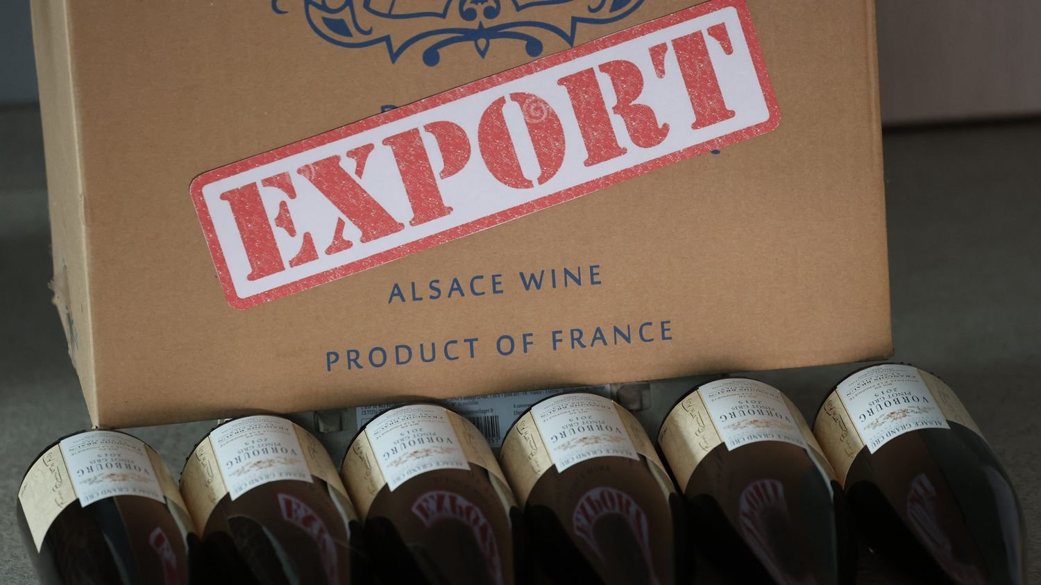 Droits de douane américains : les professionnels français du vin estiment leurs pertes à « un milliard d’euros » et qualifient les 20% de taxes d' »insupportables »