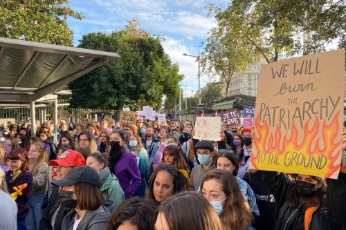 A Nice, le collectif Nous Toutes 06 rassemble 450 personnes pour une marche contre les violences faites aux femmes