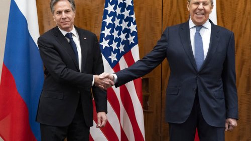 Crise ukrainienne : Russes et Américains s'accordent sur le fait qu'un "dialogue raisonnable" est "nécessaire"