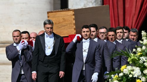                    Funérailles du pape François : suivez la messe à la basilique Saint-Pierre à Rome