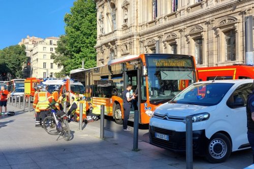 Marseille : un jeune homme est mort dans un accident de trottinette avec un bus