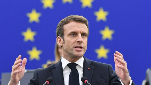 Union européenne : Emmanuel Macron veut intégrer "la protection de l'environnement" et "le droit à l'avortement" dans la Charte des droits fondamentaux