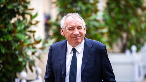MoDem : allié de l'exécutif, François Bayrou prône de "changer complètement de méthode" de gouvernement