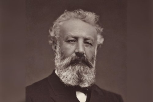 Jules Verne et son amour pour la baie de Somme : comment Le Crotoy lui a inspiré son chef-d'œuvre Vingt Mille Lieues sous les mers