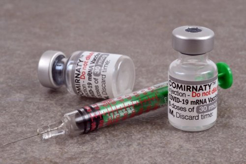 Covid-19 : la nouvelle campagne de vaccination débute ce lundi, qui est concerné ?