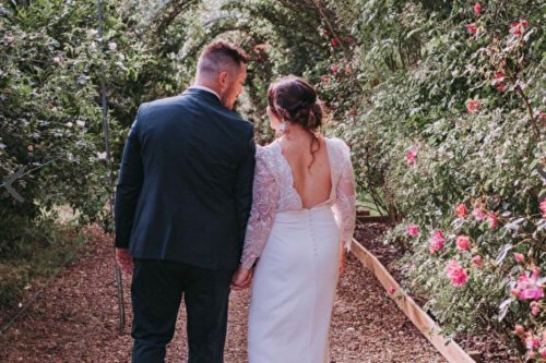 Sa robe de mariée disparaît d'un pressing, son appel à l'aide suscite une vague de compassion : "un crève-cœur !"