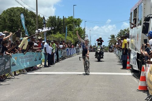 Grand prix cycliste du Conseil départemental : Owen Musset remporte la dernière étape au Moule, Kévin Le Cunff l'édition 2025