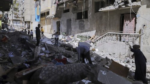                    Guerre au Proche-Orient : la branche armée du Hamas affirme avoir visé Tel-Aviv avec des roquettes, en riposte aux "massacres de civils" à Gaza