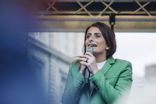 "Notre travail maintenant, c'est d'être à la hauteur de votre confiance" : Marine Tondelier réélue sans surprise à la tête du parti écologiste
