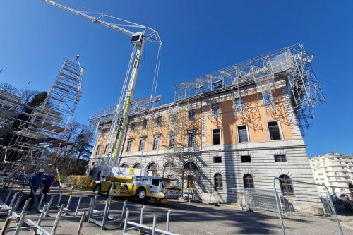 "C'est la sécurité avant tout" : du plomb retrouvé sur le chantier de la mairie d'Annecy, sa réouverture décalée ?
