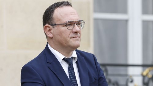 Enquête franceinfo Affaire Damien Abad : Matignon connaissait la teneur des accusations visant le ministre plusieurs heures avant les révélations de Mediapart