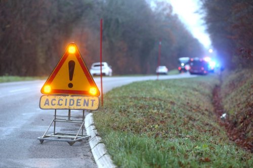 Un mort et trois blessés dans un accident de la route près de Cherbourg