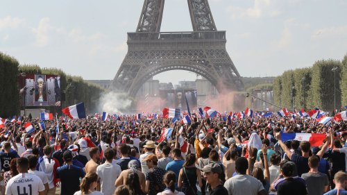 Coupe du monde de foot 2022 : la ville de Paris ne retransmettra aucun match sur écran géant, comme Marseille, Bordeaux ou Strasbourg
