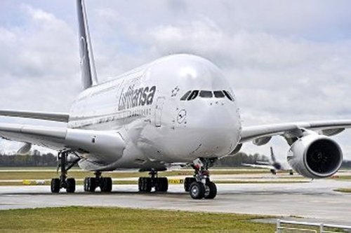 Aéronautique : pourquoi l'A380 redevient à la mode après une retraite anticipée ?
