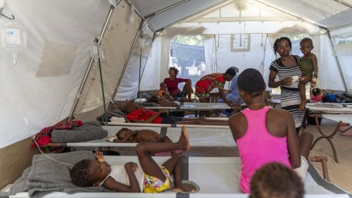 Épidémie de choléra en Haïti : "La situation est grave", alertent les ONG