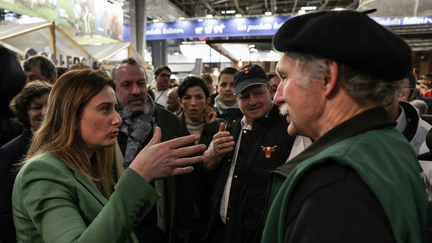 : Reportage « Je ne suis pas sûr que les deux arrivent à matcher » : au Salon de l’agriculture, les Écologistes tentent de se rapprocher des agriculteurs