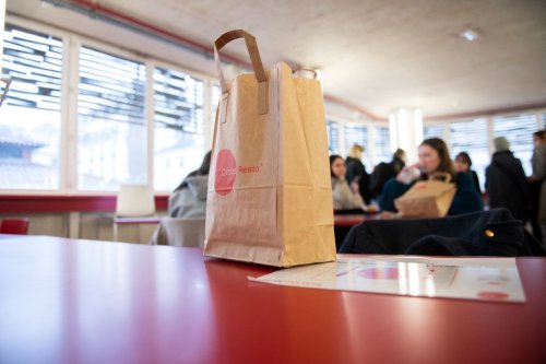 Crous Orléans-Tours : Côme, intolérant au gluten, peut enfin manger au restaurant universitaire