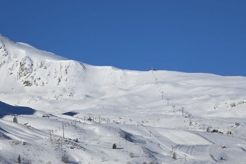 Avalanche. Des skieurs déclenchent une coulée de neige dans les Pyrénées, l'un d’eux est emporté