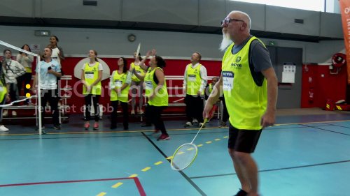 Dans les Alpes-Maritimes, du badminton entre demandeurs d’emplois et recruteurs