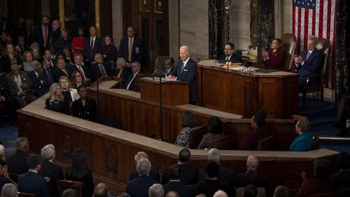 Taxes sur les milliardaires, tensions avec la Chine, violences policières... Ce qu'il faut retenir du discours de Joe Biden devant le Congrès américain
