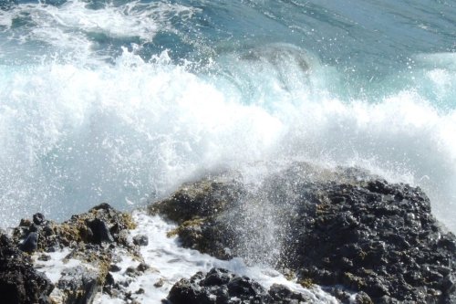 La Martinique en vigilance jaune pour vagues-submersion sur la côte caraïbe - Martinique la 1ère