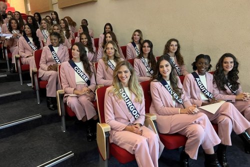 Miss France 2023 : les 30 candidates réunies pour la première fois à Châteauroux