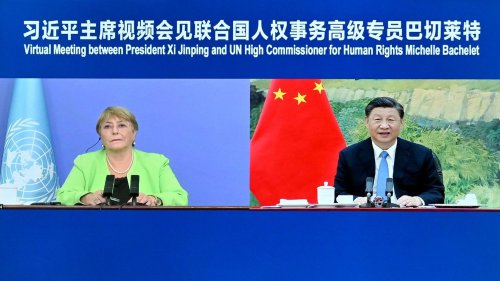 En visite en Chine, la cheffe des droits de l'Homme de l'ONU affirme avoir parlé avec "franchise" aux dirigeants mais se défend de toute "enquête"