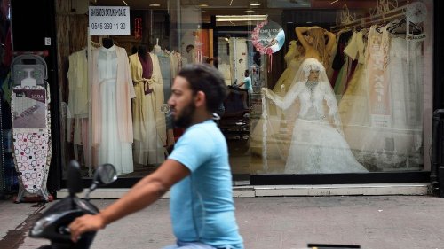 Mariage d'une fillette de six ans en Turquie : le procès des parents et du mari relance les polémiques sur les unions forcées de mineurs