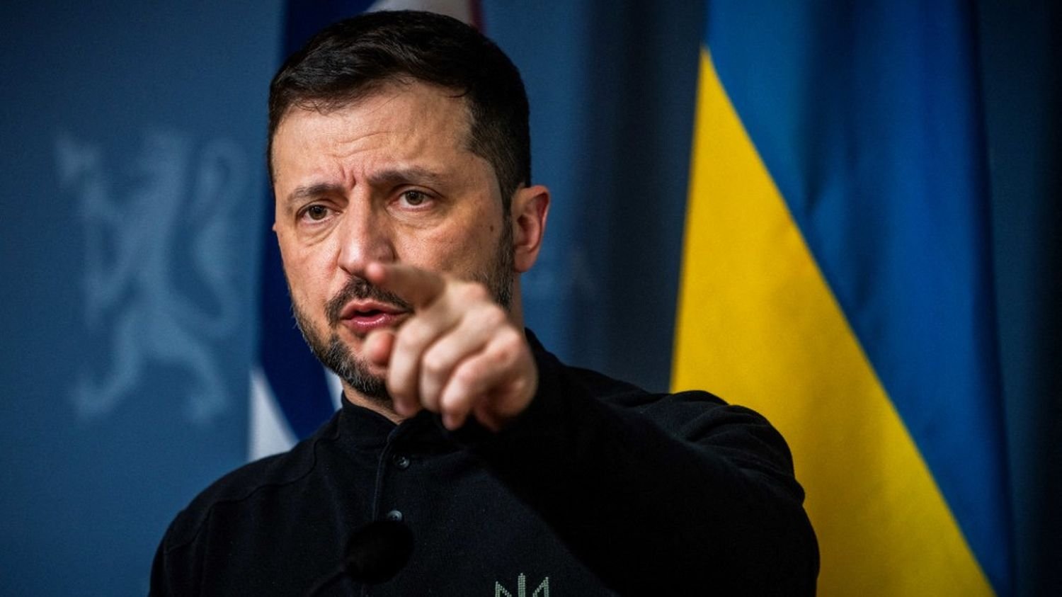 Guerre en Ukraine : Volodymyr Zelensky affirme qu'il ne "discutera pas" d'un transfert aux Etats-Unis de la propriété des centrales nucléaires de son pays