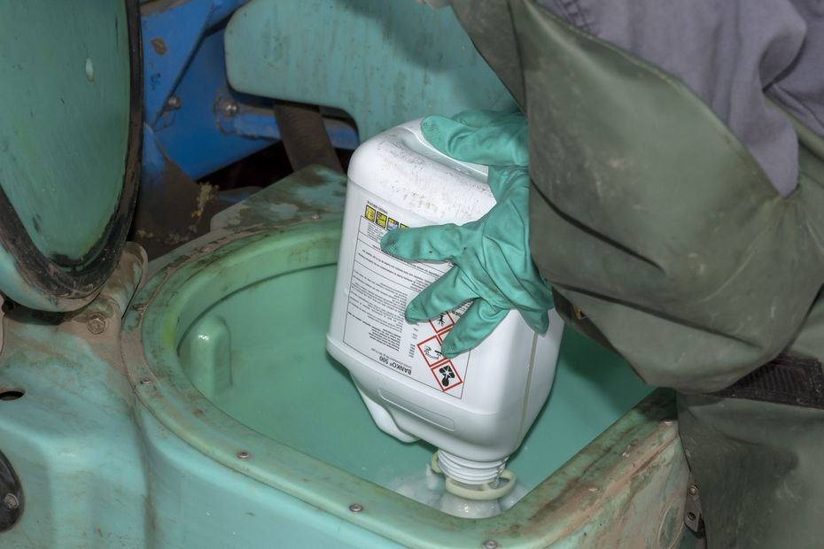 Pesticides, normes environnementales… La proposition de loi visant à lever les contraintes à l’exercice du métier d’agriculteur fait polémique