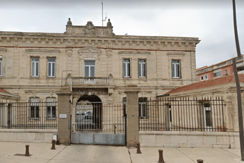 Incendie au Centre de rétention de Sète : un détenu met le feu à son matelas, trois policiers hospitalisés