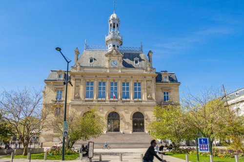 Éducation à la sexualité : un atelier accusé d’être anti-IVG proposé par la mairie d'Asnières