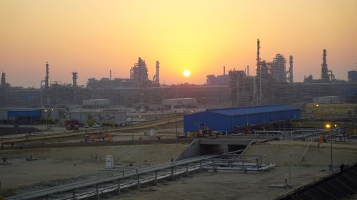 Koweït : la compagnie pétrolière nationale annonce l'état d'urgence après une fuite de pétrole