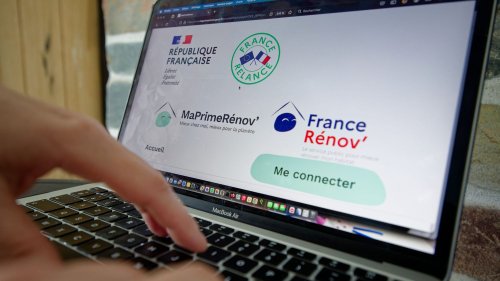 "On est au bord de la faillite" : des professionnels et particuliers manifestent contre les retards de paiement de MaPrimeRénov'