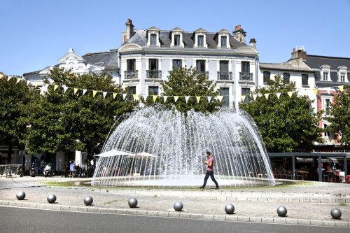Un homme de 26 ans entre la vie et la mort après une agression au couteau devant des passants en plein centre-ville