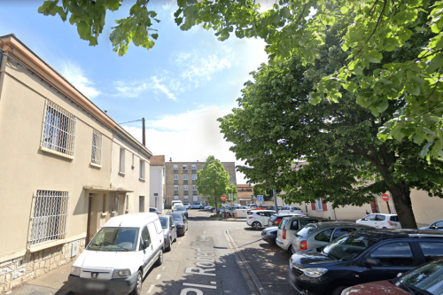 Le corps d'un septuagénaire découvert ligoté dans une baignoire à Avignon