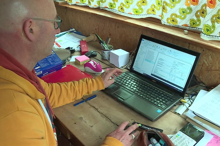 Privé d'internet pendant deux mois, ce petit village du Puy-de-Dôme tire la sonnette d’alarme